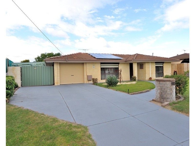 12 Millgrove Ave, Cooloongup WA 6168