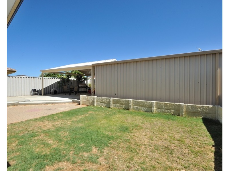 5 Bernier Close, Waikiki WA 6169