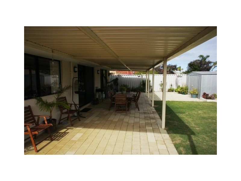 23 Minilya Loop, Warnbro WA 6169