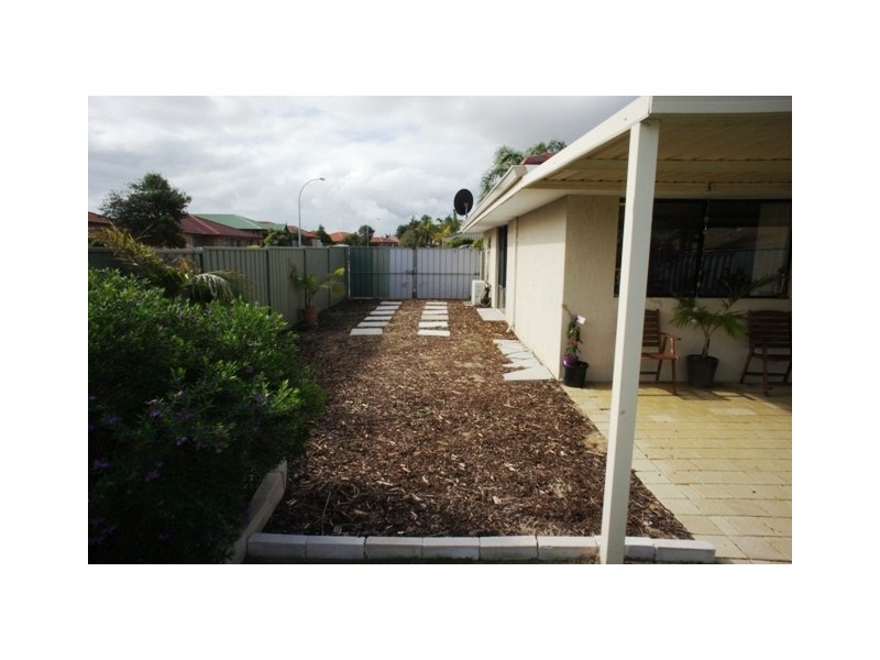 23 Minilya Loop, Warnbro WA 6169