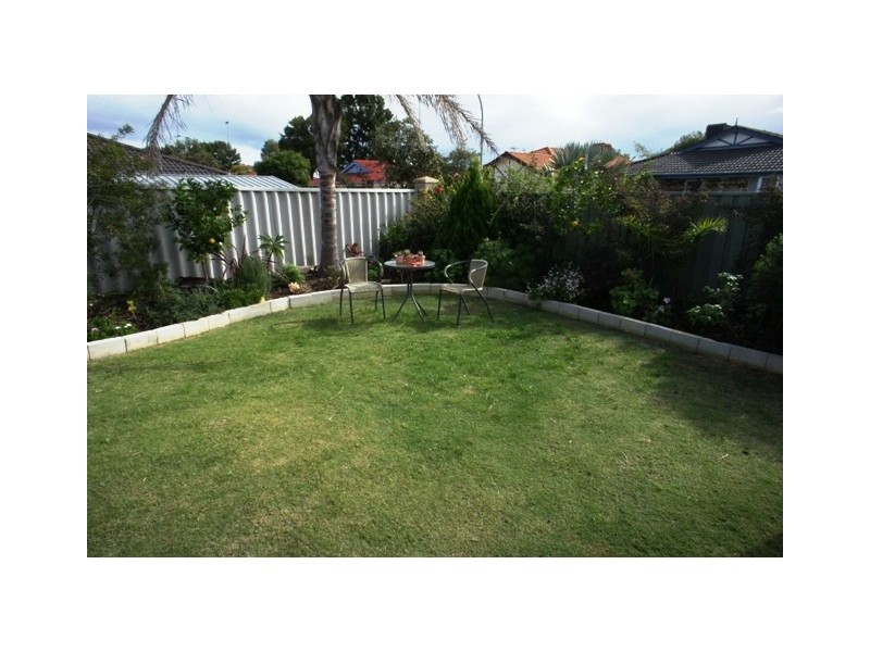 23 Minilya Loop, Warnbro WA 6169