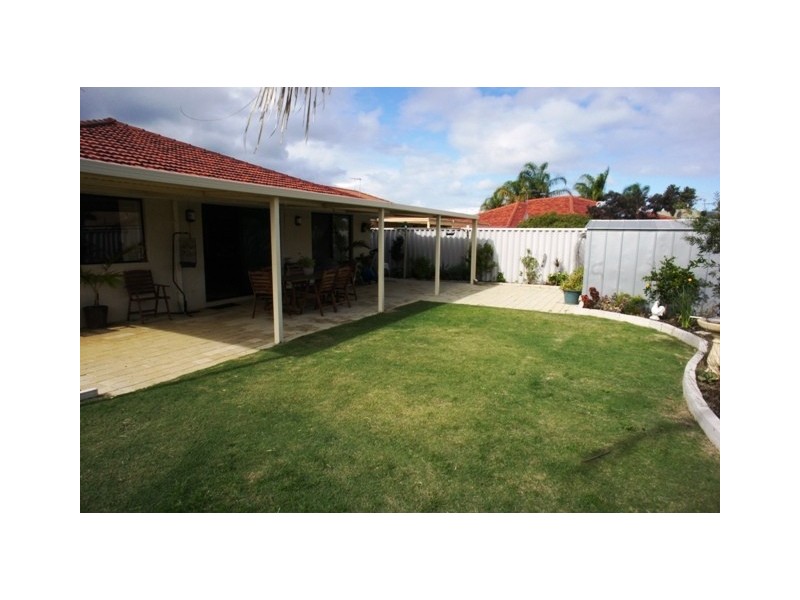 23 Minilya Loop, Warnbro WA 6169