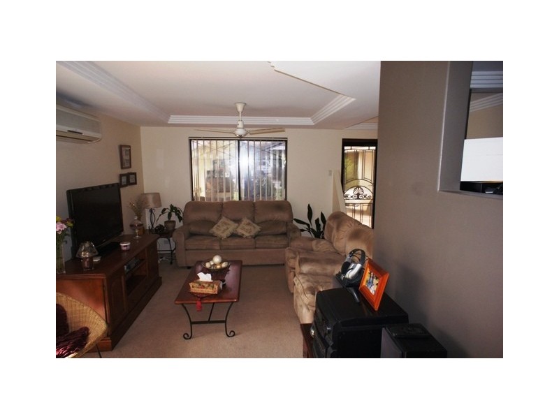 23 Minilya Loop, Warnbro WA 6169