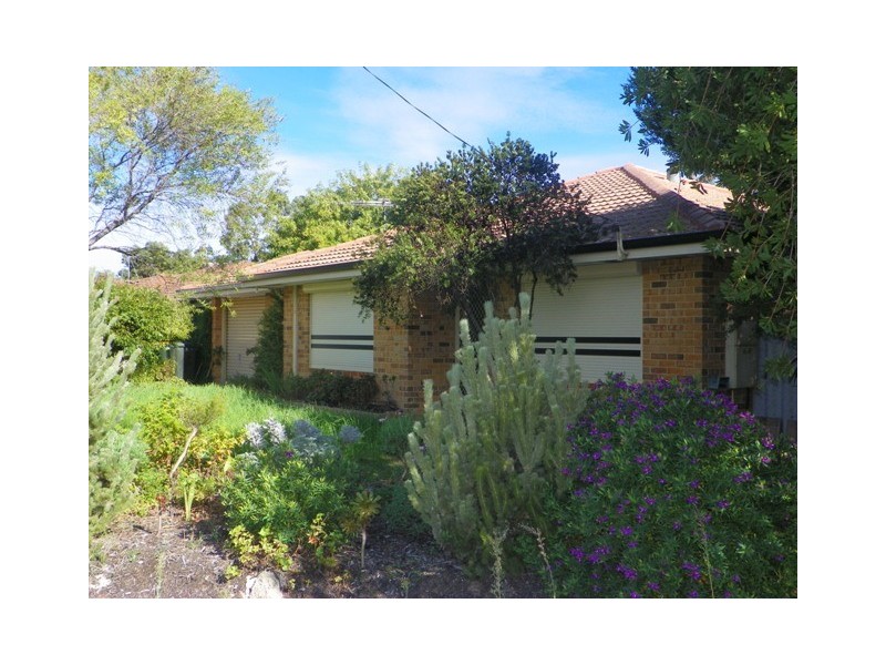 2 Conellan Terrace, Parmelia WA 6167