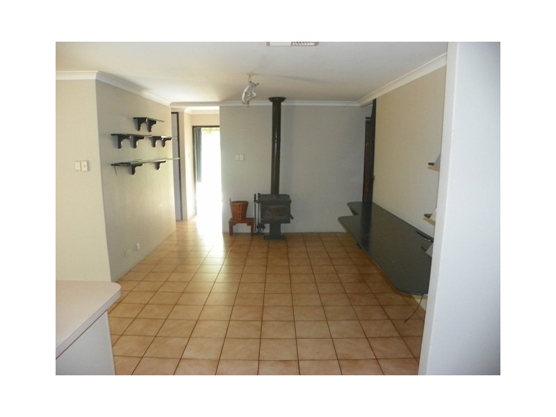 2 Conellan Terrace, Parmelia WA 6167