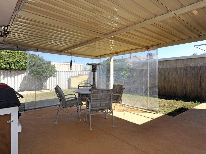 15 Bayonne Gardens, Port Kennedy WA 6172