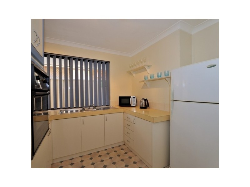 10/3 Alexandra Street, Rockingham WA 6168
