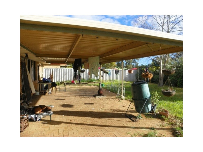 4 Conellan Terrace, Parmelia WA 6167