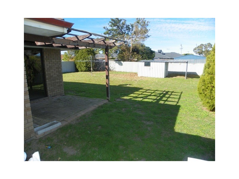 44 Goongarrie Drive, Waikiki WA 6169