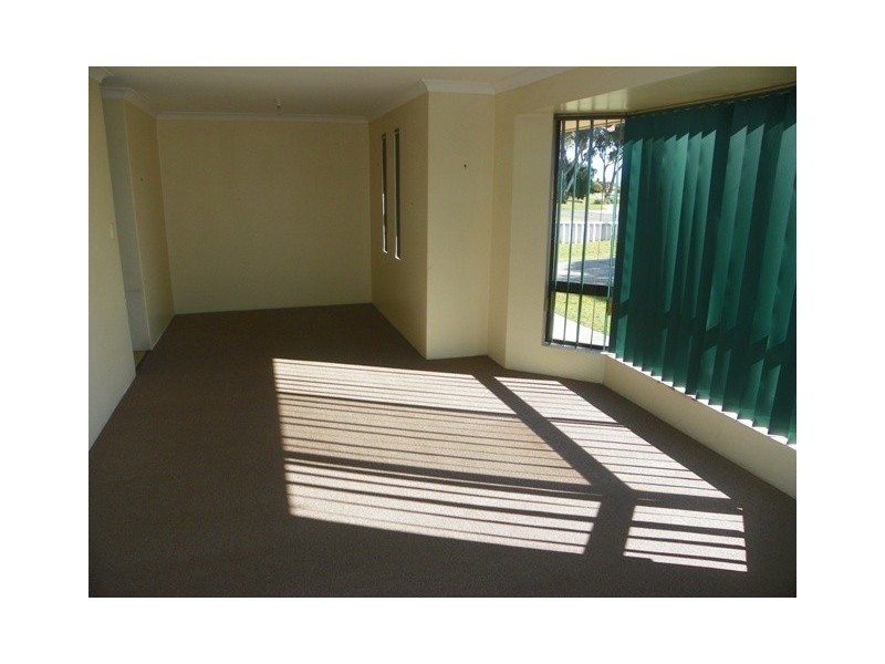 44 Goongarrie Drive, Waikiki WA 6169