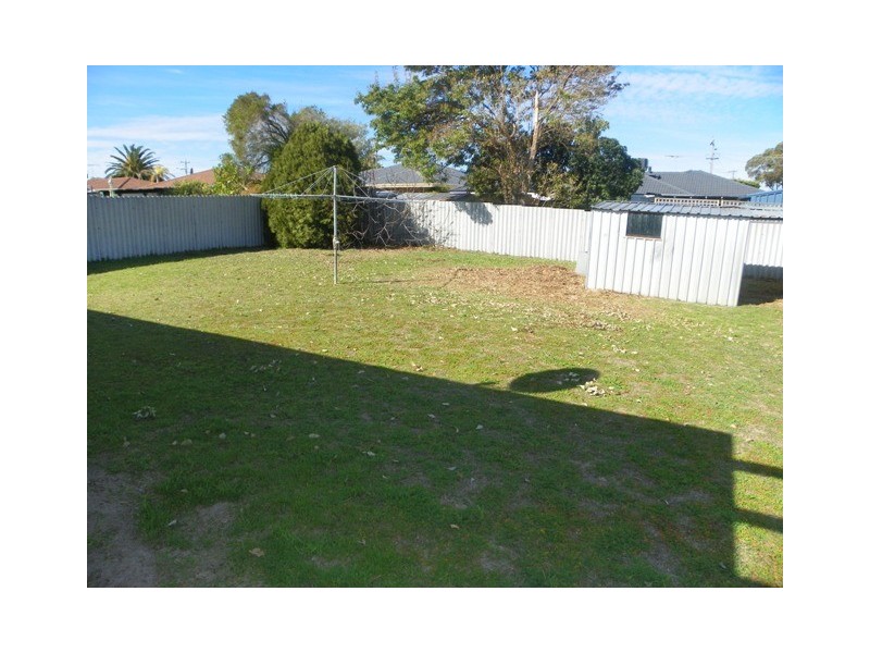 44 Goongarrie Drive, Waikiki WA 6169