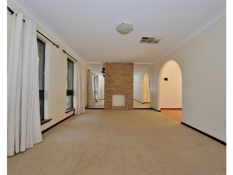 22 Bideford Street, Warnbro WA 6169