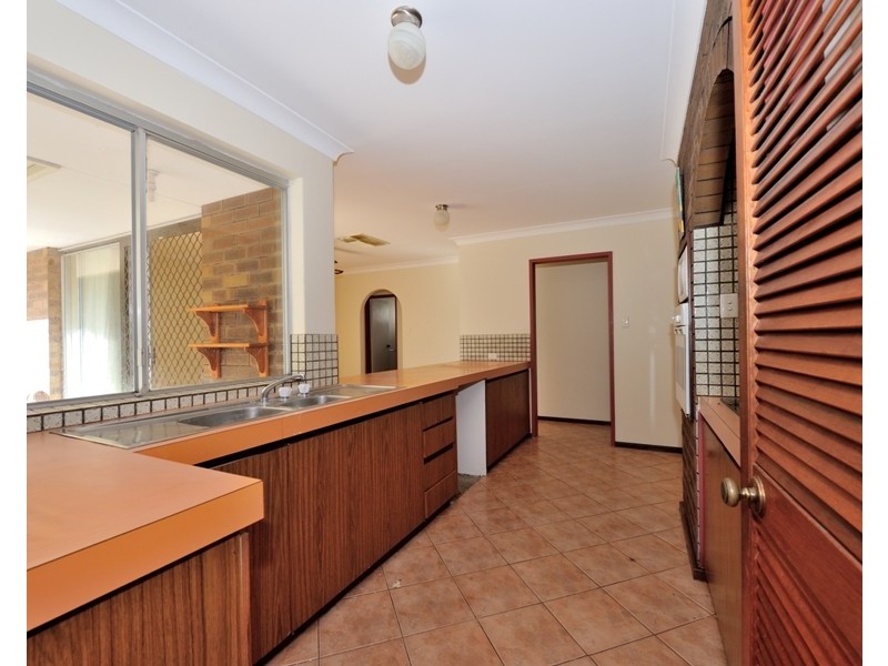 22 Bideford Street, Warnbro WA 6169