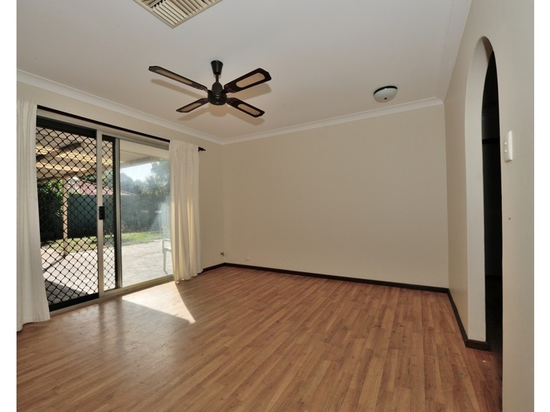 22 Bideford Street, Warnbro WA 6169