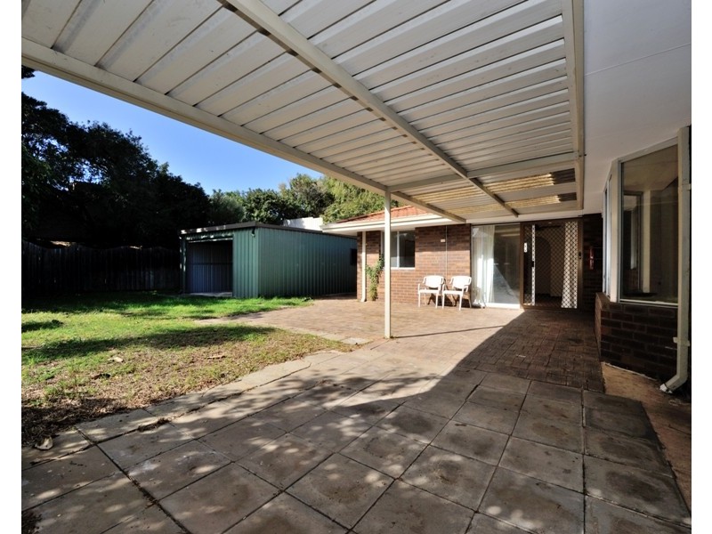 22 Bideford Street, Warnbro WA 6169