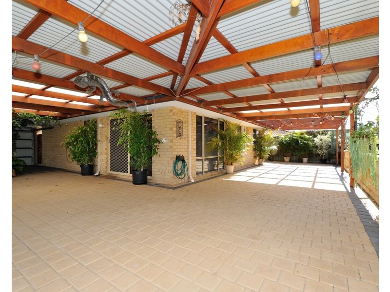 14 Cotton Place, Waikiki WA 6169