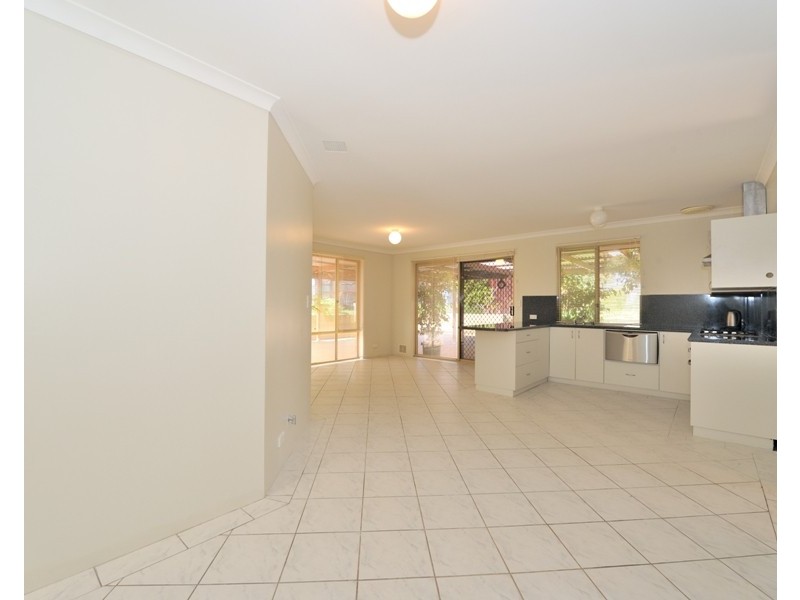 14 Cotton Place, Waikiki WA 6169
