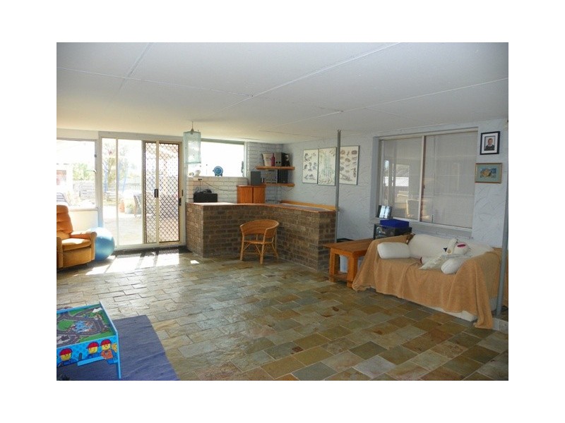 23 Hartland Way, Warnbro WA 6169