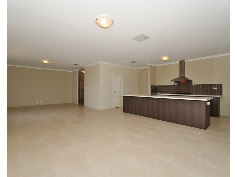 2 Mountain Cove, Baldivis WA 6171