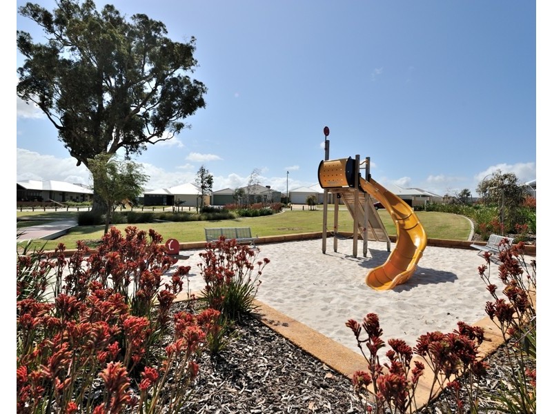 2 Mountain Cove, Baldivis WA 6171