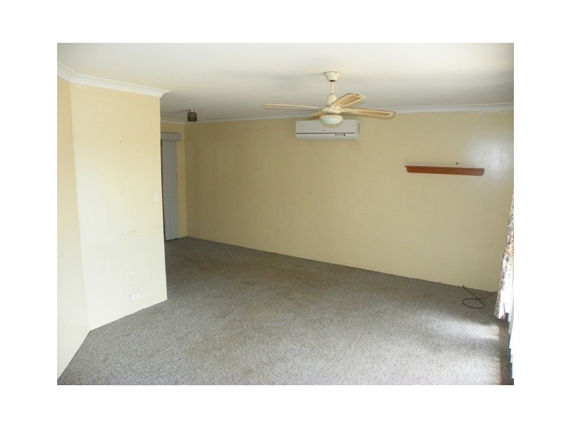 10 Moore Court, Cooloongup WA 6168