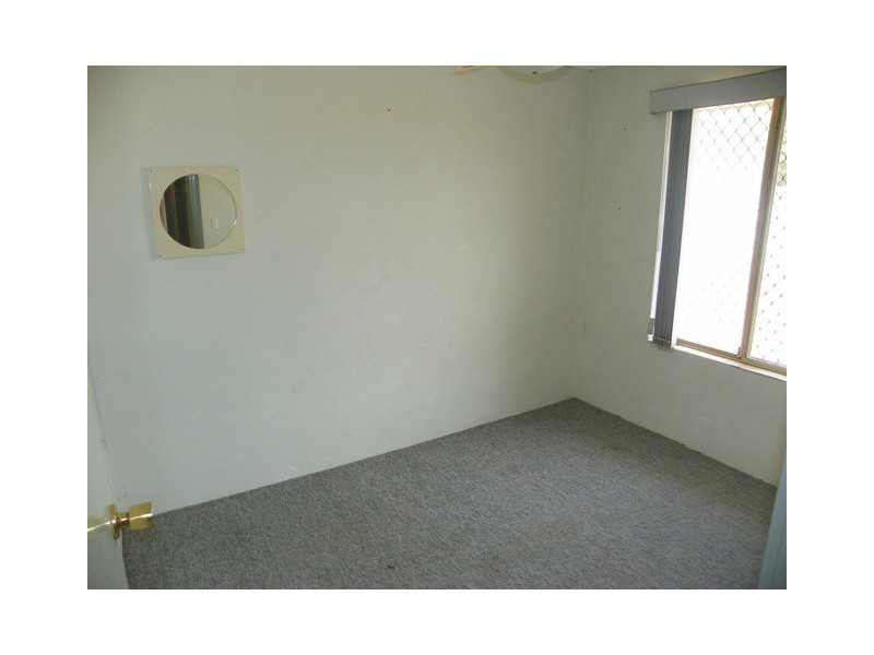 10 Moore Court, Cooloongup WA 6168