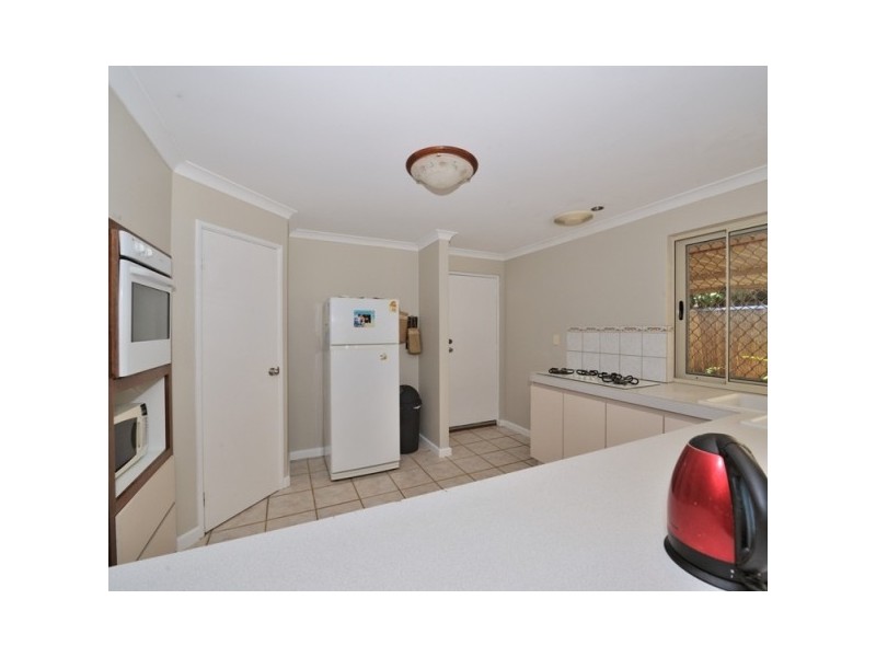 5 Shoalhaven Place, Waikiki WA 6169