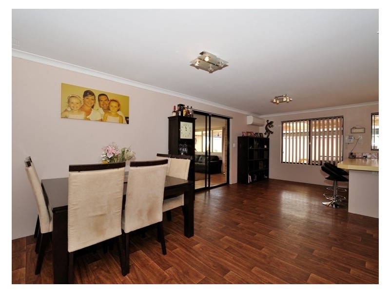 27 Silkhurst Crescent, Warnbro WA 6169