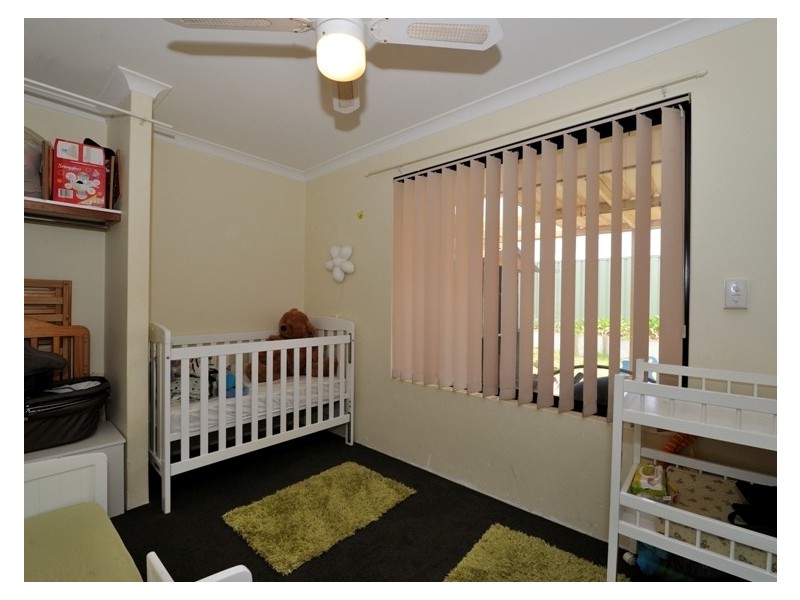 27 Silkhurst Crescent, Warnbro WA 6169