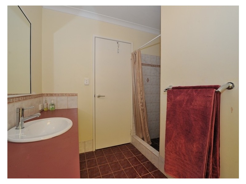 27 Silkhurst Crescent, Warnbro WA 6169