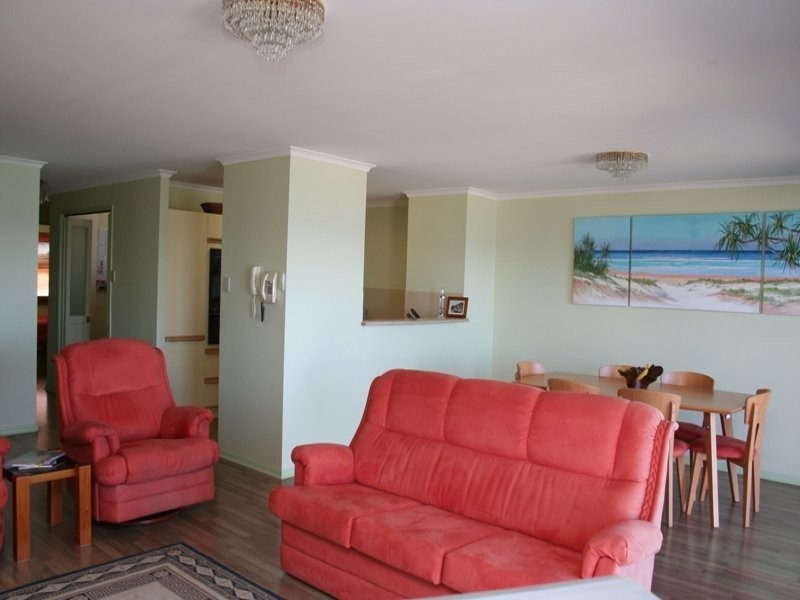 10/4 Eveline Street, Margate QLD 4019