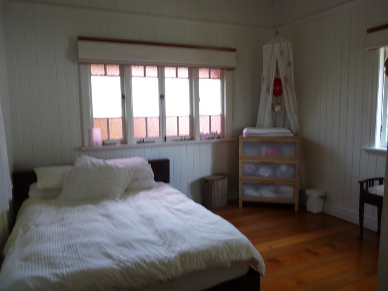 12 Richmond Road, Morningside QLD 4170