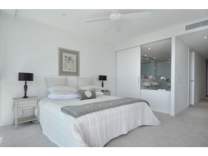 7205/324 Bayview Street, Hollywell QLD 4216