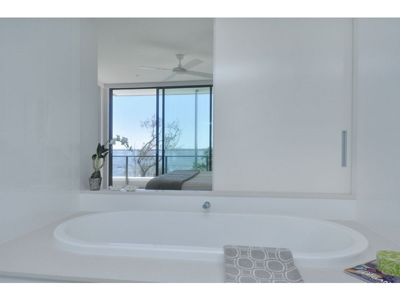 7205/324 Bayview Street, Hollywell QLD 4216