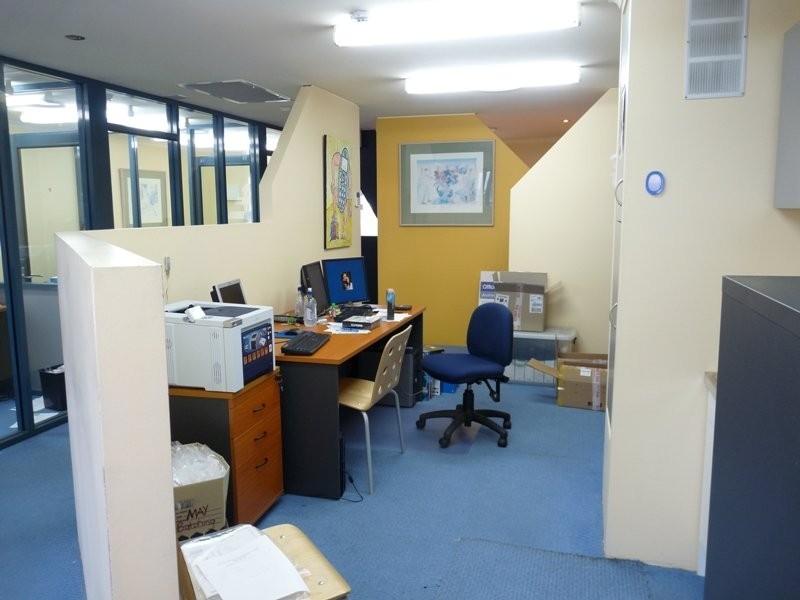 Suite 17/21 Nicklin Way, Minyama QLD 4575