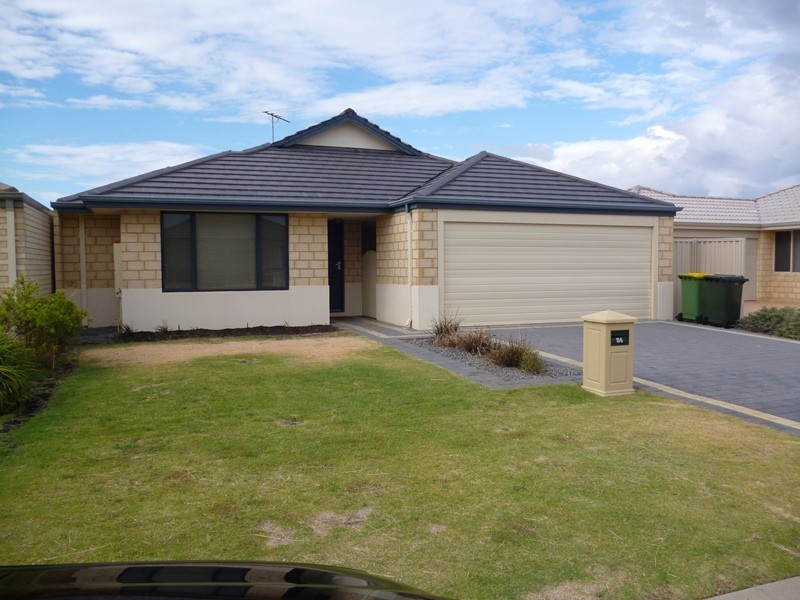 24 Lucky Bay Road, Secret Harbour WA 6173