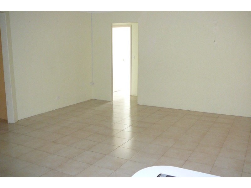 2 Yuin Street, Golden Bay WA 6174