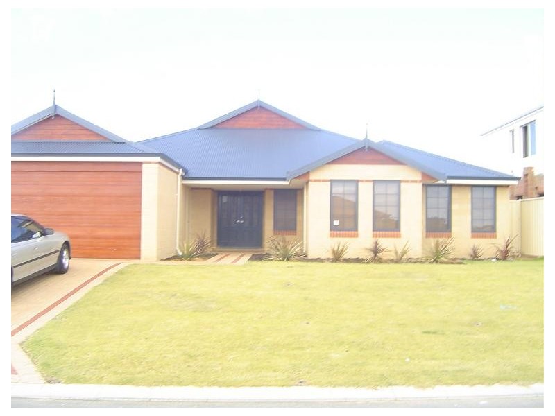 17 Joshua Carol Street, Madora Bay WA 6210