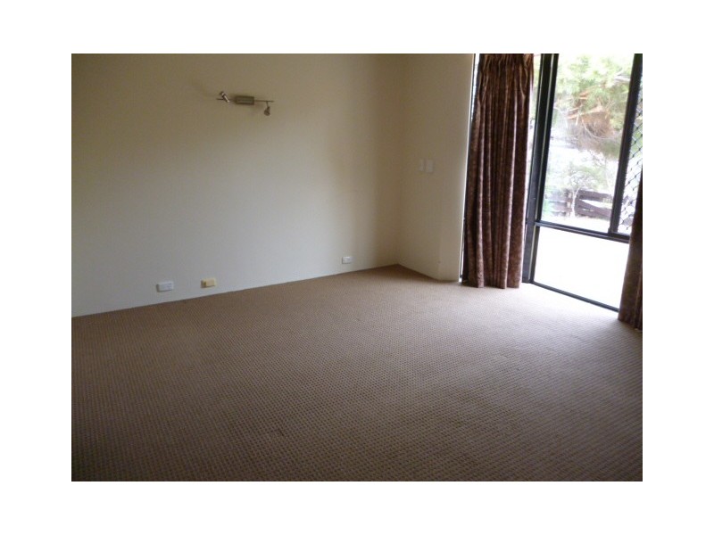 44 Minderoo Crescent, Golden Bay WA 6174