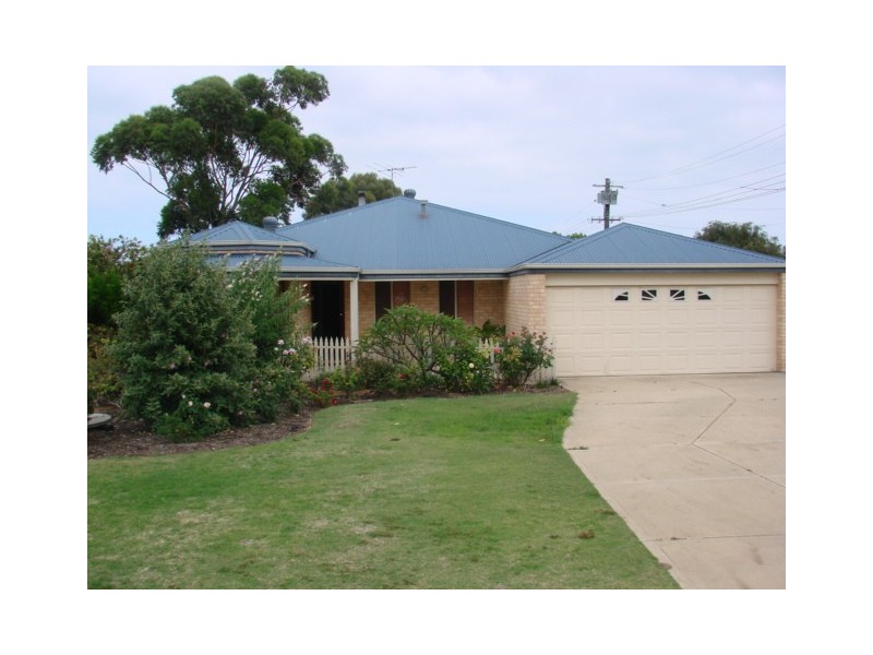 25 Cavender Street, Singleton WA 6175