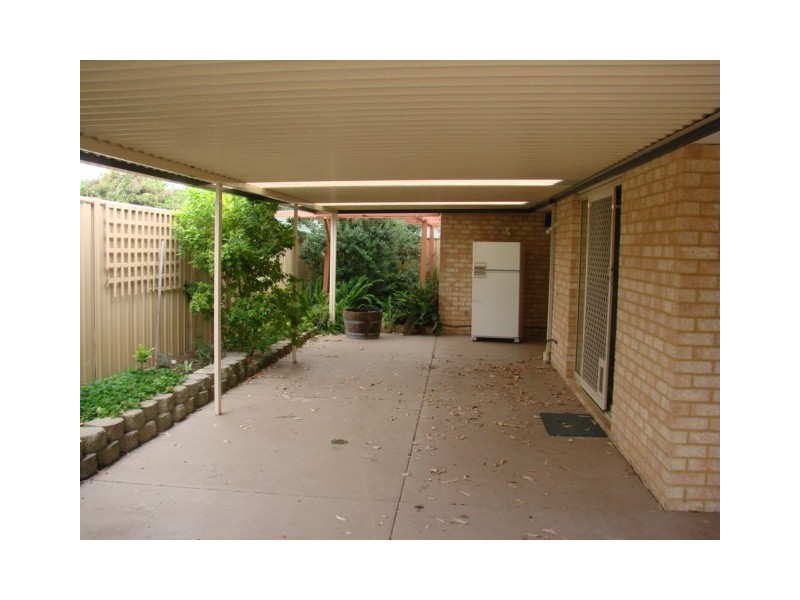 25 Cavender Street, Singleton WA 6175