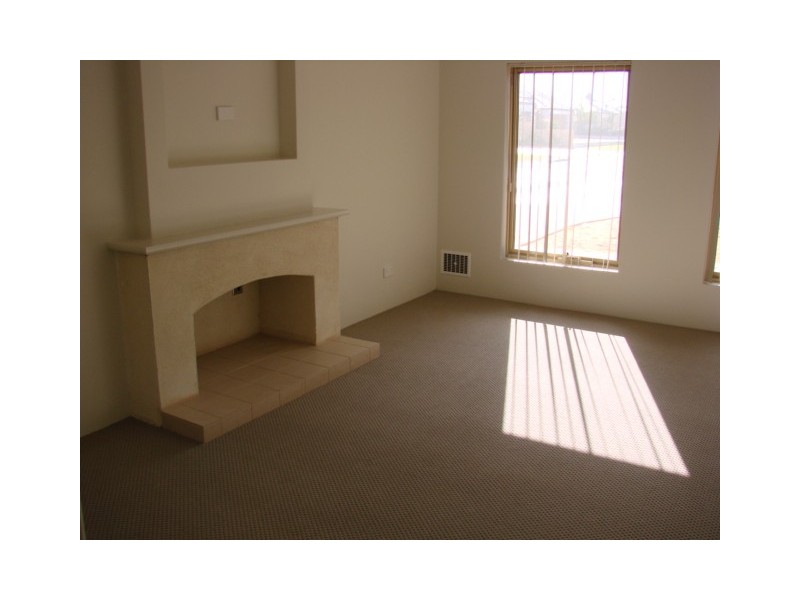 8 Duranbah Road, Secret Harbour WA 6173