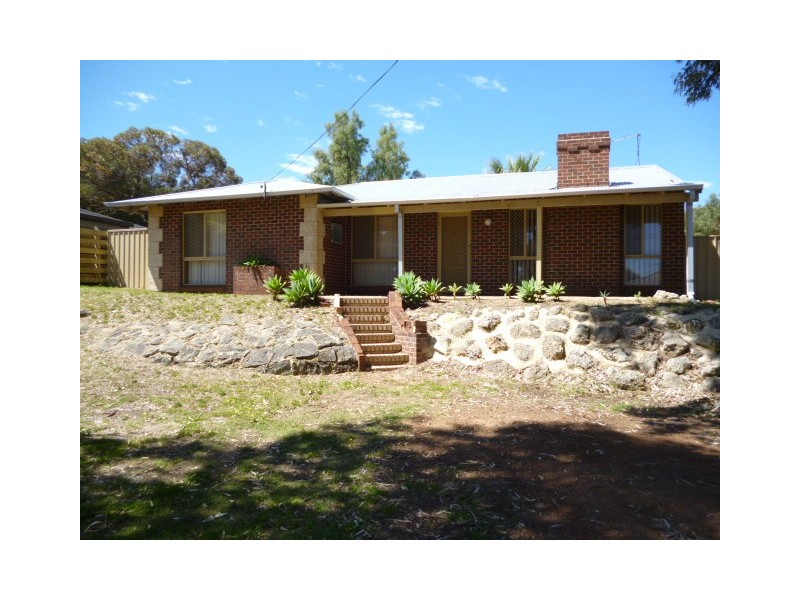 42 Minderoo Crescent, Golden Bay WA 6174