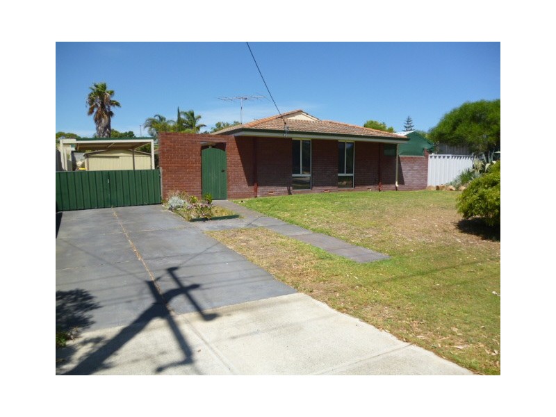 12 Yanrey Street, Golden Bay WA 6174