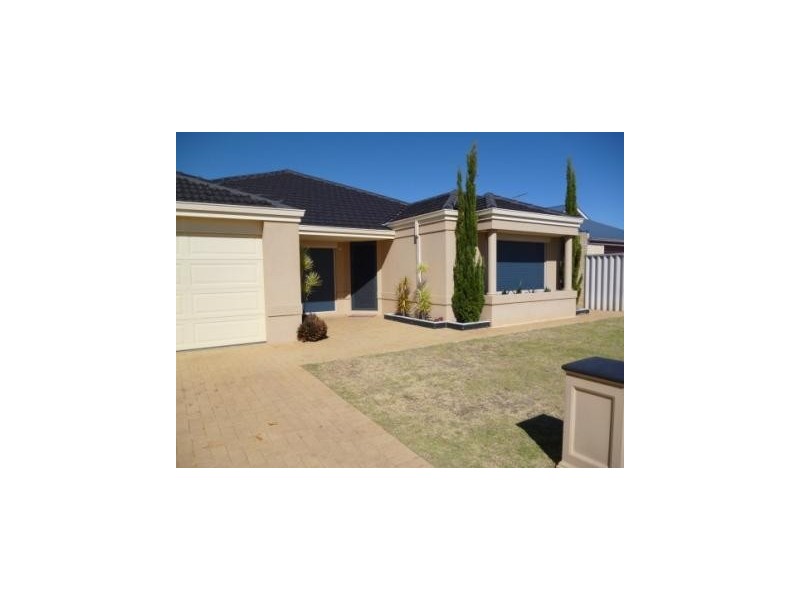 3 Maverick Promenade, Shoalwater WA 6169