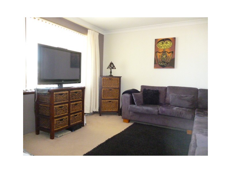 10 Ivanhoe St, Golden Bay WA 6174