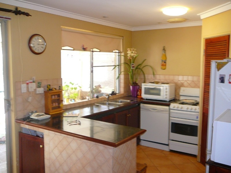 6 Baudin Way, Singleton WA 6175