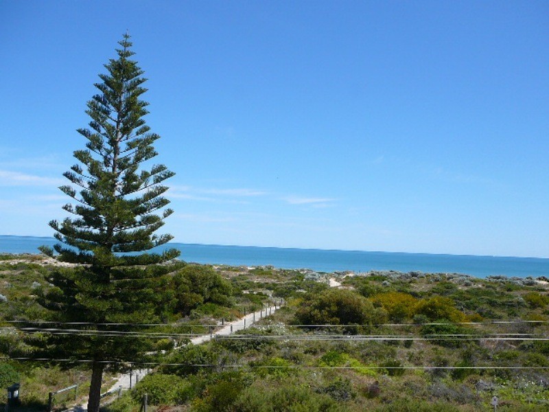 92 Foreshore Drive, Singleton WA 6175