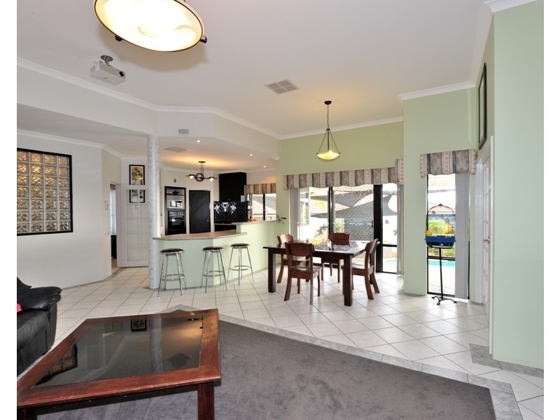 9 Eucalypt Close, Singleton WA 6175