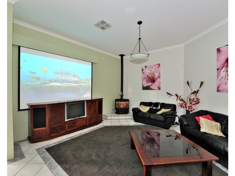 9 Eucalypt Close, Singleton WA 6175